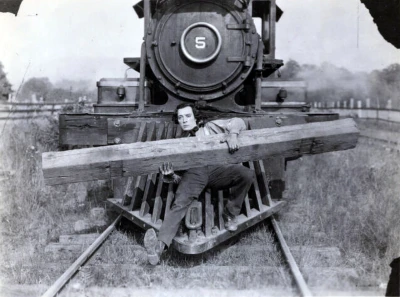 "Silent Summers" The General (1926)